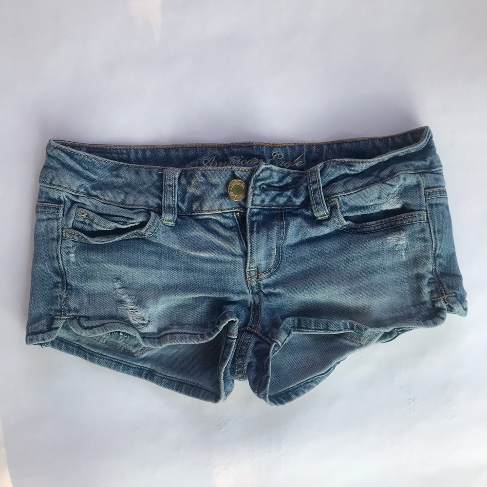 American Eagle Light Wash Low Rise Denim Shorts